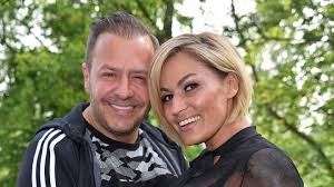 In uns lebt unser papa weiter. Willi Herren Jasmin Herren Meldet Sich Nach Der Trennung Zu Wort Gala De
