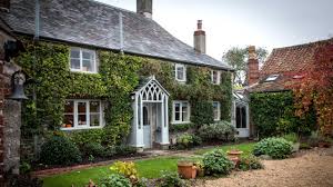 We have now placed twitpic in an archived state. For Carpet Designer Luke Irwin Luxury And History Are Always Underfoot Architectural Digest