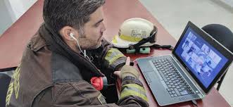 Vive mil aventuras, conoce a los personajes más. Bomberos Guayaquil Impulsa La Prevencion De Emergencias Con Videos