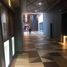 Fallsview indoor waterpark and aquarium of niagara are not to be missed. Seneca Niagara Events Center General Entertainment In Downtown Niagara Falls