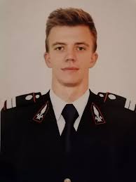 Un Pompier Face Senzație în Atletism! ﻿Angajat La ISU București Ilfov Timp  De Doi Ani,