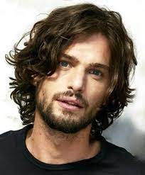 Believe me, you're gonna love these hairstyles & haircuts for 2017. Pin By Renato Vinicius On Hair Long Hair Styles Men Medium Length Hair Styles Curly Hair Men