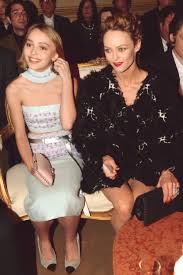 Check spelling or type a new query. Blue Lagoon Vanessa Paradis Madchen Leute Heute