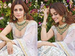 Actor dia mirza tied the knot with businessman vaibhav rekhi in an intimate ceremony here on monday. Dia Mirza Wore The Most Beautiful Ivory Lehenga For A Wedding Shoot Times Of India