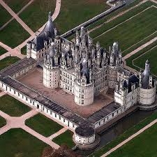 Вид с птичьего полета на замок шамбор. Chambord Tickets Order Your E Ticket For The Visit Of The Chateau