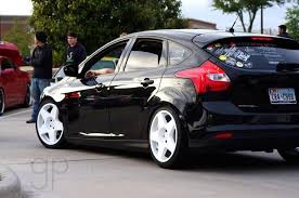Black And Blue Rims For Trucks Ford Focus White With Blue Rims Google Search Ford Focus Ford Focus St Ford