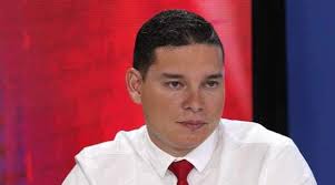 Edwin Estevez (@EstevezMacias)