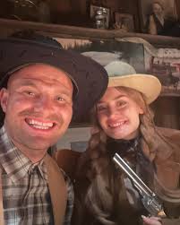 episode 1 of our new podcast @traumadumpthepodcast is officially out!! 😎  my best buddy @jillian.smart and i will be covering major and minor traumas  in a chill and silly way every wednesday.