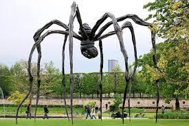 20 Most Famous Sculptures From All Around The World Artblr Art history has delivered us some amazing paintings and sculptures, so limiting the list to twenty pieces is in this list of the twenty most famous pieces of western art, see how many you recognize.