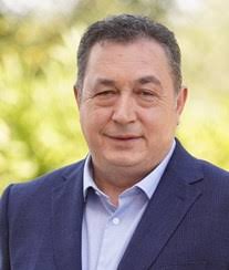 Pedro abrunhosa was born on december 20, 1960 in oporto, portugal as pedro machado abrunhosa. Pai De Pedro Abrunhosa Morreu Aos 96 Anos A Ferver Vidas