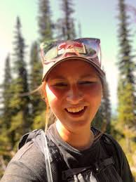 My fans don't say hi 👋 to me anymore because of people faking my identity  and they can't find my account real fans say hi. I love you all💕