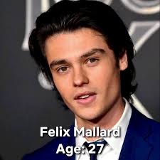 Ginny and Georgia cast real ages