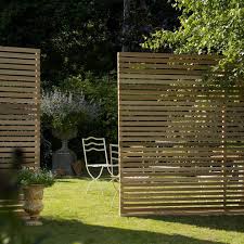 Brise Vue Panneau En Bois Western Red Silva Timber Products Panneau Bois Jardin Amenagement Jardin Cloture Jardin