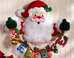 Bucilla Debe Ser Santa Felt Christmas Advent Calendar Kit Etsy Christmas Wall Hangings Felt Christmas Ornaments Felt Christmas