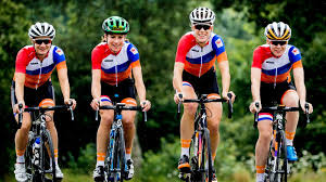 De nederlandse renster was in de laatste meters net wat beter dan anna van der breggen, die lang solo op kop reed. Ik Rij Wel Hoor Met Mijn Stomme Kop Foto Ad Nl