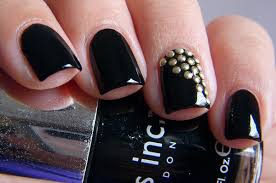 If you're fond of intricate nail art, know that accent nails don't. Accent Nail Ideas For Back To School Beautylish