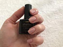 Machen gelnägel die naturnägel kaputt? Shellac Nagel Selber Machen Die Alternative Zum Nagelstudio