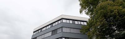 Mönchengladbach is bursting with green spaces, like the bunter garten, which cuts gladbach in two. Augenarzt Monchengladbach Vision100 Die Augenarzte Croonsallee