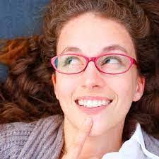 Amy Oyler's Instagram, Twitter & Facebook