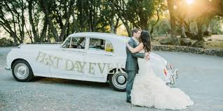 Autoschmuck zur hochzeit muss nicht teuer sein. Mit Dieser Deko Wird Euer Hochzeitsauto Ein Hingucker