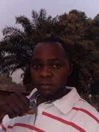 Husband no hard oo na you dey find handsome, tall and six pacs