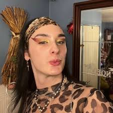 Jade Hughes (@jade_shughes)