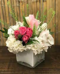 Send flower to special one! Bloom66531 Same Day Flower Delivery All Over Manhattan Nyc New York Ny Including Noho And Soho In New York Ny Flowers By Blooming Affairs