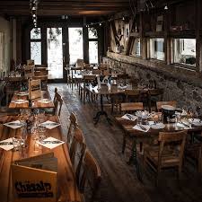 Chasalp Restaurant Brunch Raclette Fondue Zurich Creme Guides Fondue Restaurant Bauernhaus Restaurant Rustikal Modern