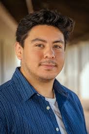 Neil Gonzalez's Instagram, Twitter & Facebook