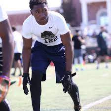 He is the son of asante samuel, who played cornerback in the nfl for 11 seasons. Asante Samuel S Son Is A Top Recruit And He Just Signed With Fsu Sbnation Com