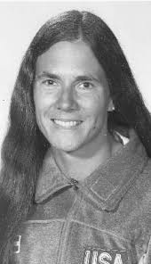 58-75) crew_history.indd