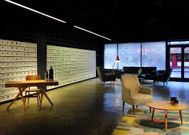 Be sure to download the printable plans for this project where you'll find the full. Bureau De Change Places Projections In Made Com Showroom