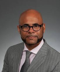 Sean Monroe's Instagram, Twitter & Facebook