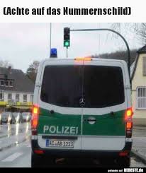 Achte Auf Das Nummernschild Autokennzeichen Lustig Lustige Bilder