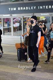With james corden, reggie watts, cher, jackson wang. Jackson Wang Got7 Arrives Alone In La Fans Trend Jacksonwangjourneyinusa Allkpop