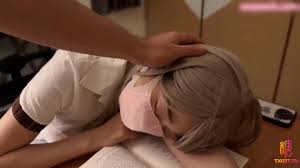 惩罚女儿成绩不好