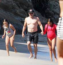Ranked among forbes most bankable stars, the films in which he has app. Matt Damon Goes Shirtless At The Beach With His Daughters Friends Hollywood Life