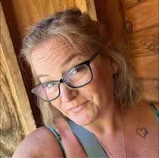 So sorry to hear that Lee Ann Barron passed away this past week.