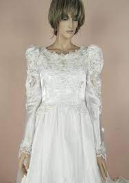Sono abiti speciali, ma anche profondamente normali. Abito Da Sposa Anni 80 Abito Da Sposa Di Vintage Da Etsy