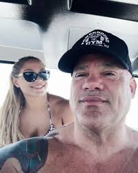 Erik Santiago's Instagram, Twitter & Facebook