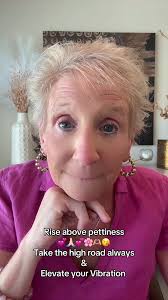 Joan Ayers (@thekindmama)