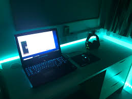 Alienware 17 r5 dimensions design chassis lighting lid logo back ports left ports right ports. 17 R5 How S This Setup Alienware