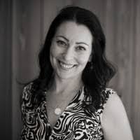 Vicki Evers's Instagram, Twitter & Facebook