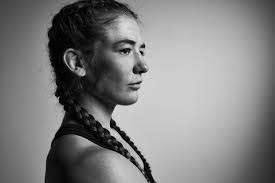 Sarah Hildebrandt's Instagram, Twitter & Facebook