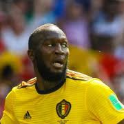 Characters associated with karasuno high school. Belgiens Sturmer Star Romelu Lukaku Betet Auf Dem Fussballplatz Fur Christian Eriksen Promisglauben