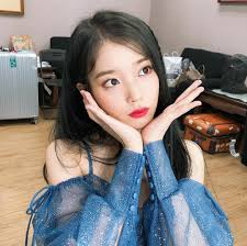 Iu Instagram Dlwlrma Aktris Korea Selebriti Selebritas