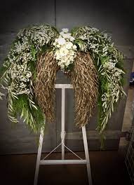 Pin By Diane Enge On Wreaths Floral Arrangements Funeral Arrangements Wreaths