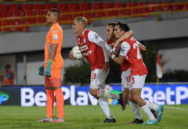Venturoso resultó el regreso del 'expreso rojo' al estadio el campín , donde se impuso por la mínima diferencia. En Vivo Santa Fe Vs Patriotas Liga Betplay Fecha 4 Online Antena 2