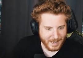 Er umfasst mittlerweile 235.000 abonnenten und mehr als 1.200 hochgeladene videos, welche in den letzten jahren mehr als 38.670.000 mal aufgerufen wurden. Youtube Star Simon Unge Scheffelt Millionen Er Steckt Seine Werbeeinnahmen Geschickt In Aktien Tim Schafer Media