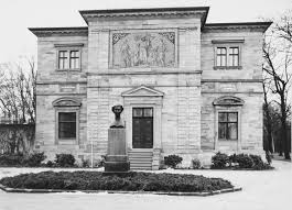 The foyer and the grand drawing room have many times been on tv or you tube but this not stop the. Villa Wahnfried Bayreuth Ubrige Wiederaufbauatlas Haus Der Bayerischen Geschichte